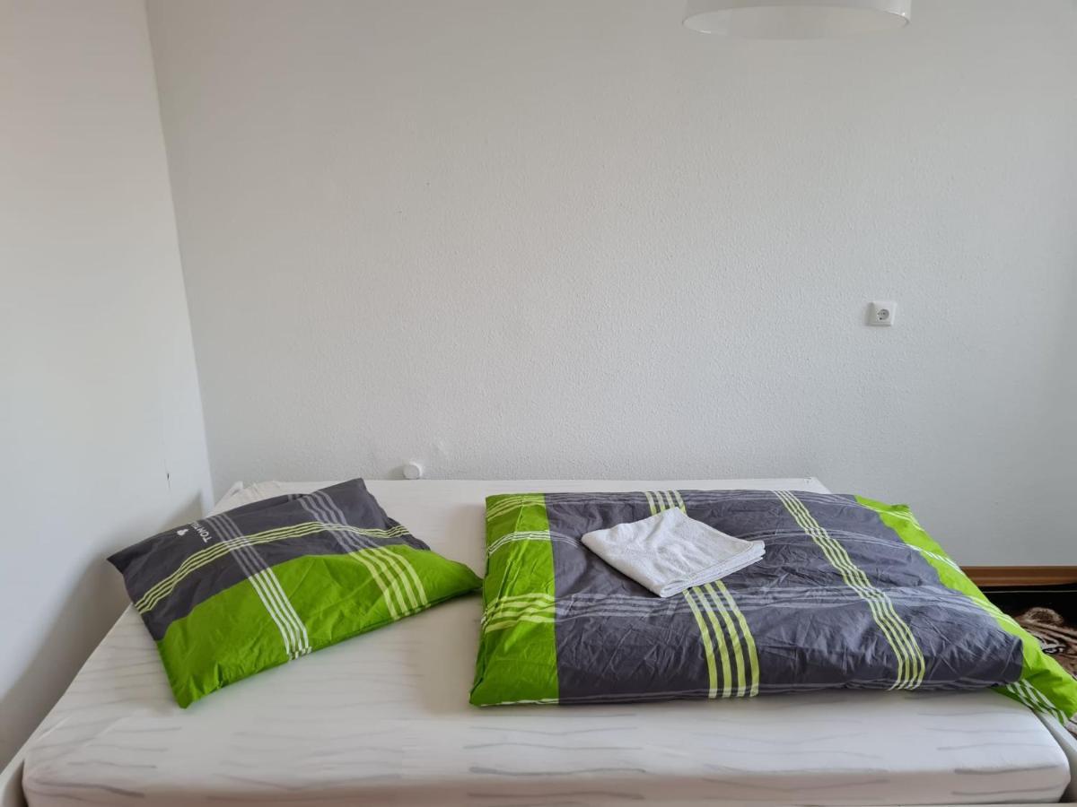 Ruhige Und Erholsame Wohnung Mit Balkon Gotinga Exterior foto